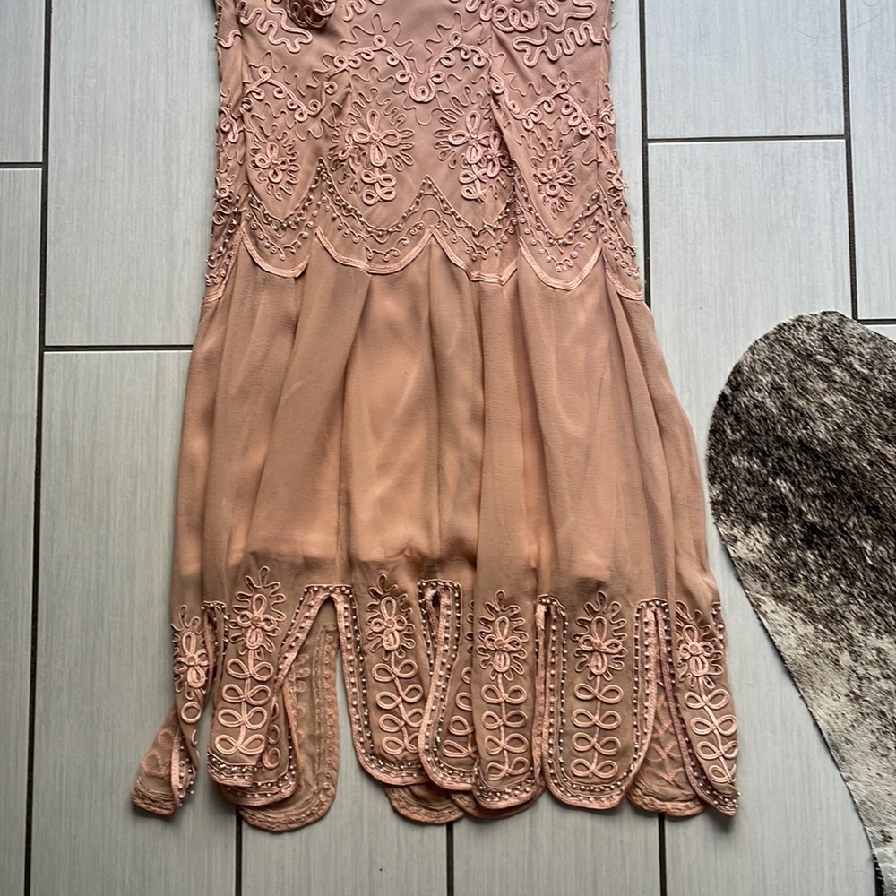SUE WONG  dusty rose colored dress beaded 1920s style Size S/M has a small stain - Picture 12 of 15